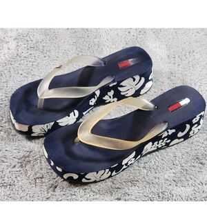 Tommy Hilfiger Women's Platform Flip Flop Sandals Size 8 Navy Blue Floral Logo
